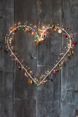 55cm Folklore Heart 
