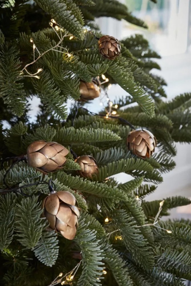 Gold Pinecone Chain