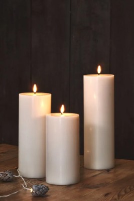 Grand Pillar Candle White 20cm